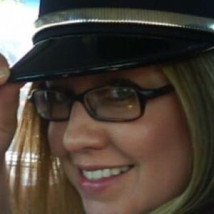 Meet your Posher, Myra